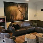 Familiehuis De Lariks - 12 Persoons Op De Veluwe