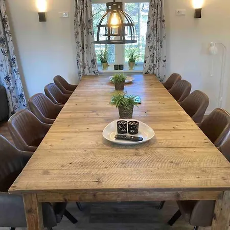 Familiehuis De Lariks - 12 Persoons Op De Veluwe *